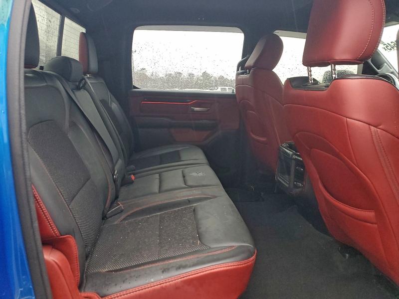 Фото 10 - RAM 1500