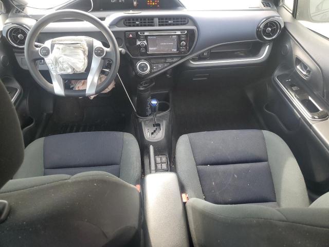 Фото 8 - TOYOTA PRIUS