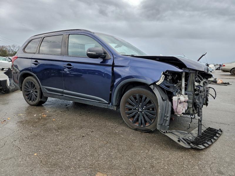 Фото 4 - MITSUBISHI OUTLANDER