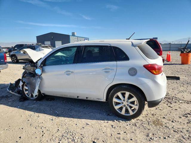 Фото 2 - MITSUBISHI OUTLANDER