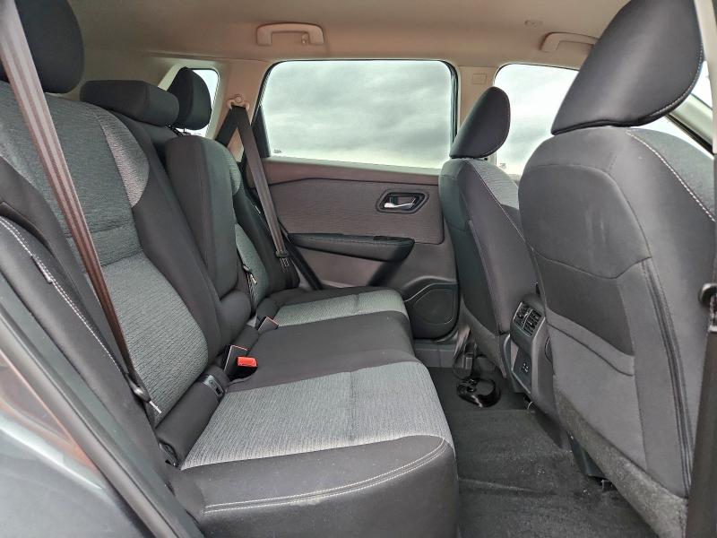 Фото 11 - NISSAN ROGUE