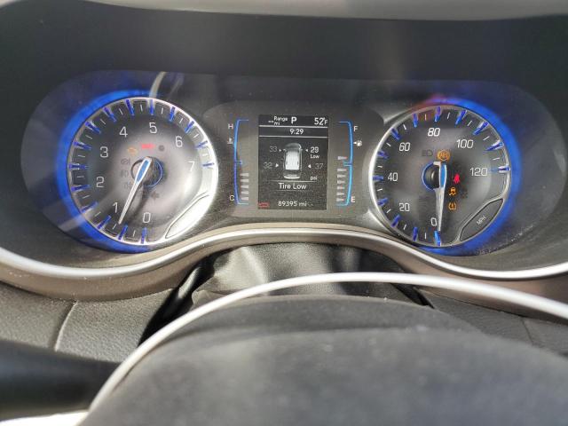 Фото 9 - CHRYSLER MINIVAN