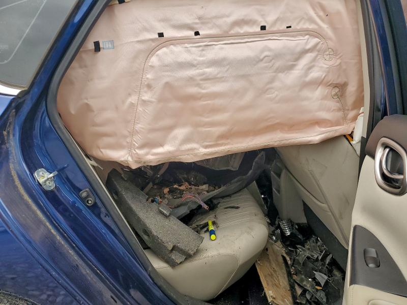 Фото 10 - NISSAN SENTRA