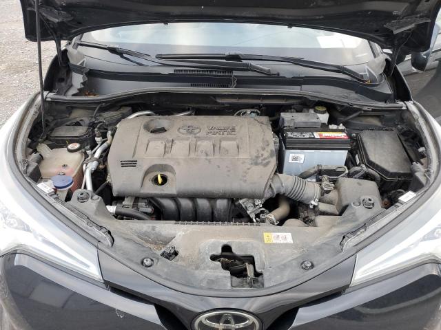 Фото 11 - TOYOTA C-HR