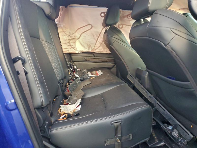 Фото 10 - TOYOTA TACOMA