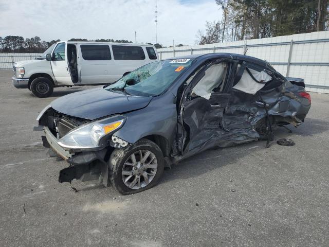 Фото 1 - NISSAN VERSA