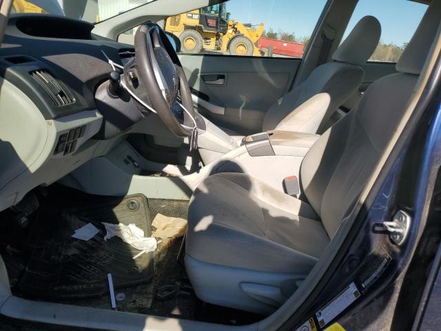 Фото 7 - TOYOTA PRIUS