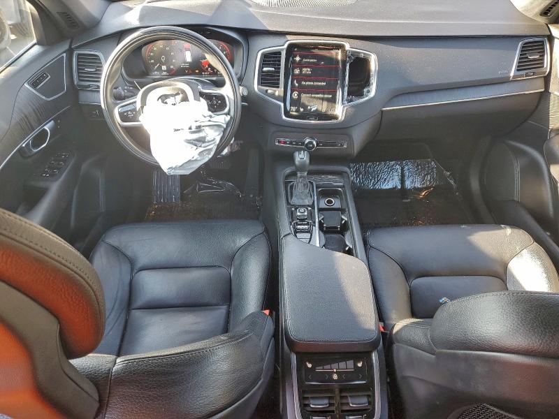 Фото 8 - VOLVO XC90