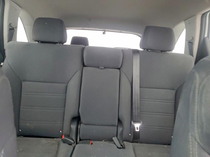 Фото 10 - KIA SORENTO