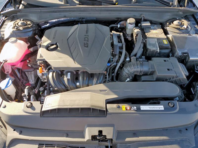 Фото 11 - KIA K5