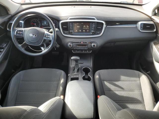 Фото 8 - KIA SORENTO