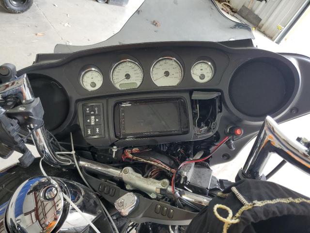 HARLEY-DAVIDSON FL 2019