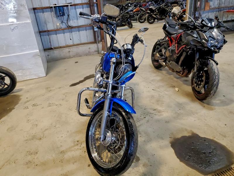 HARLEY-DAVIDSON SPRTSTR883 2002