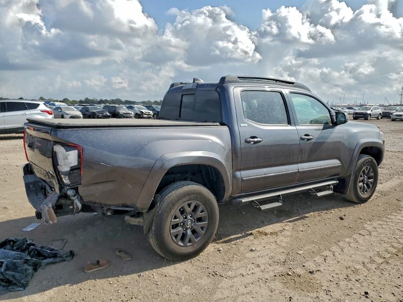 Фото 3 - TOYOTA TACOMA