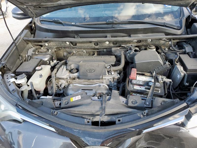 Фото 12 - TOYOTA RAV4