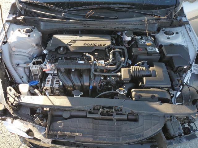 Фото 11 - HYUNDAI ELANTRA