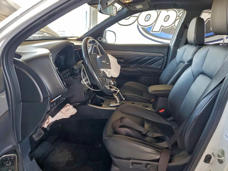 Фото 7 - MITSUBISHI OUTLANDER