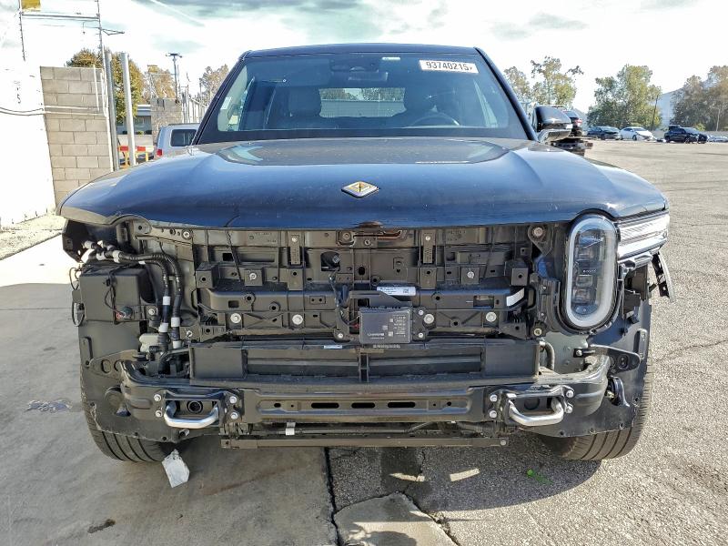RIVIAN RIT 2025 VIN 7FCTGBAA8SN037695