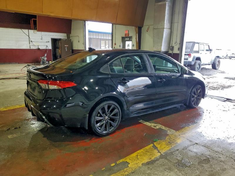 Фото 3 - TOYOTA COROLLA