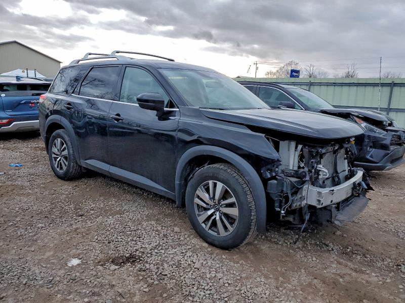 Фото 4 - NISSAN PATHFINDER