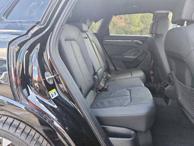 Фото 11 - AUDI Q3