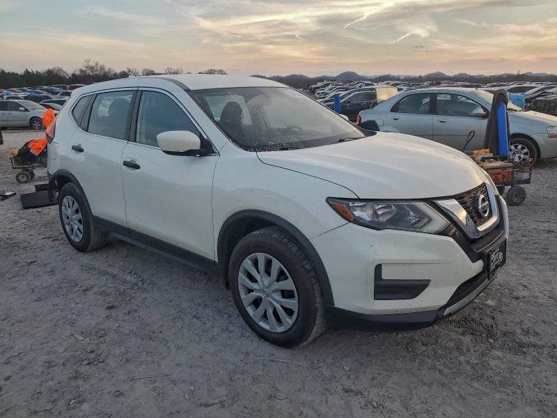 Фото 4 - NISSAN ROGUE