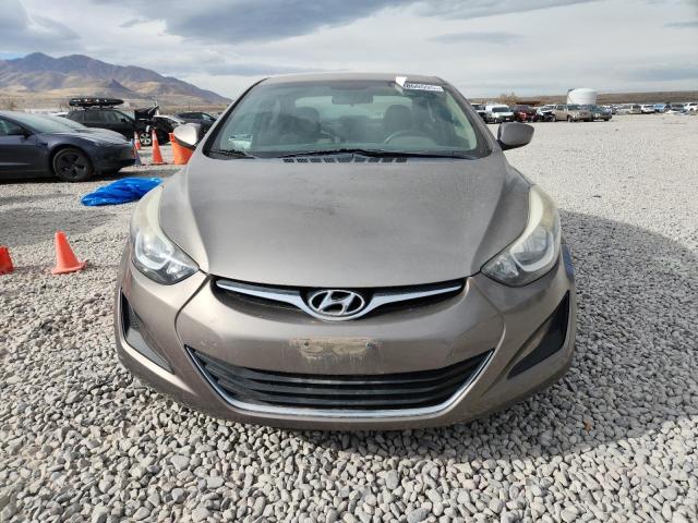 Фото 5 - HYUNDAI ELANTRA