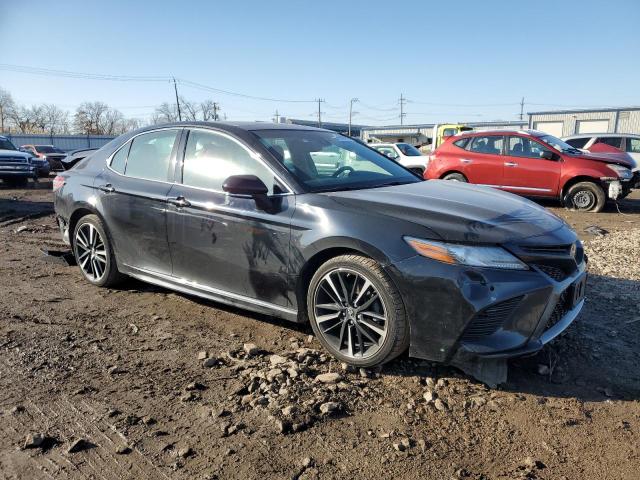 Фото 4 - TOYOTA CAMRY