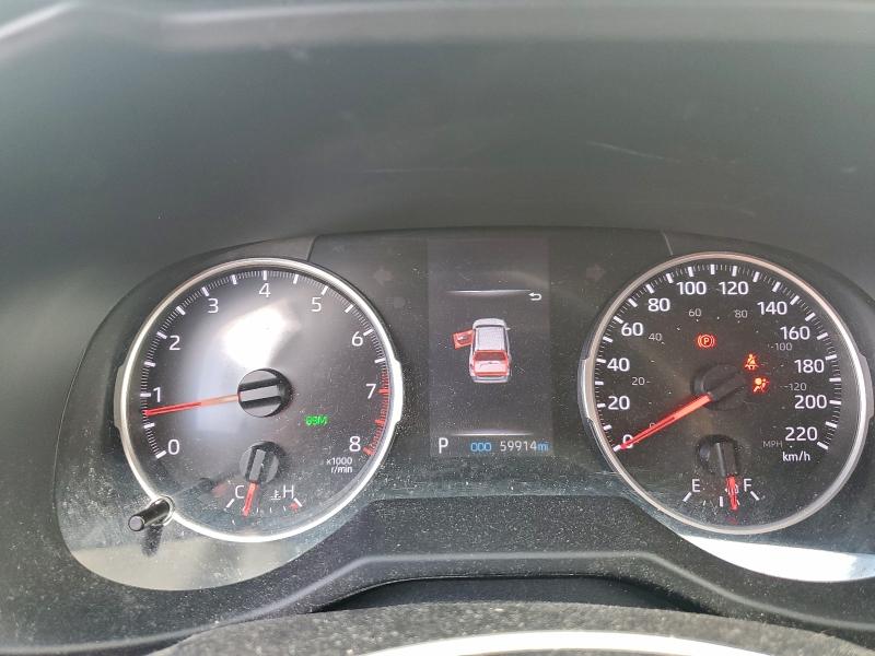 Фото 9 - TOYOTA RAV4