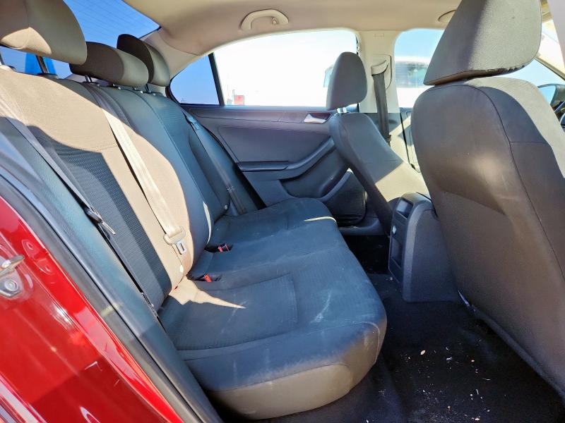 Фото 10 - VOLKSWAGEN JETTA