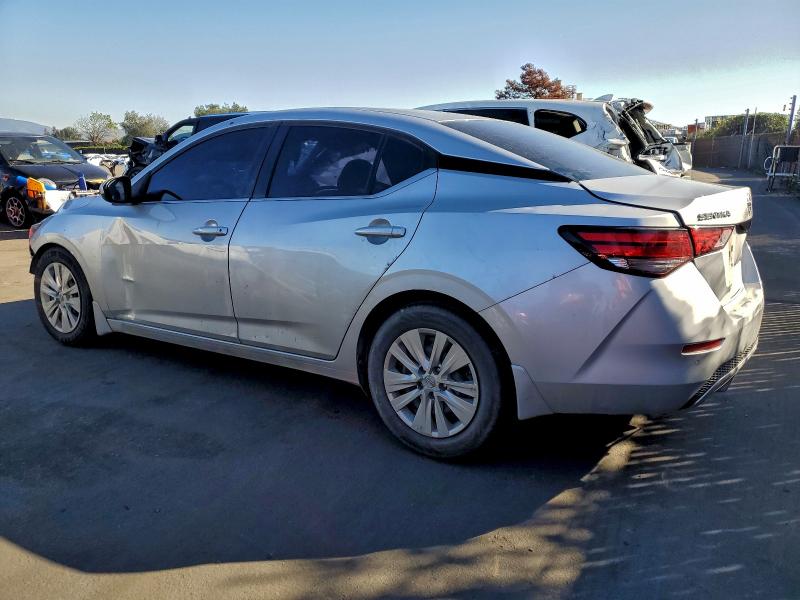 Фото 2 - NISSAN SENTRA