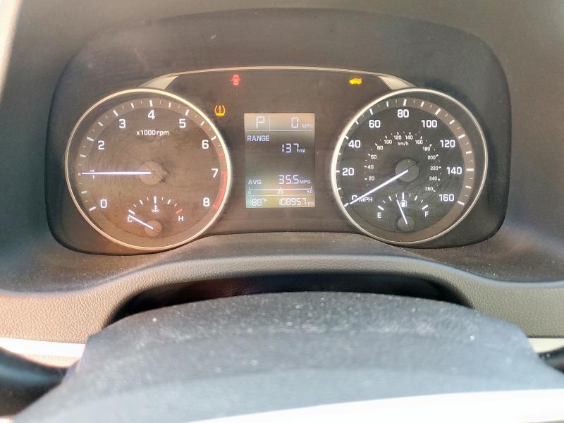 Фото 9 - HYUNDAI ELANTRA