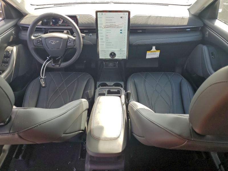 Фото 8 - FORD MUSTANG