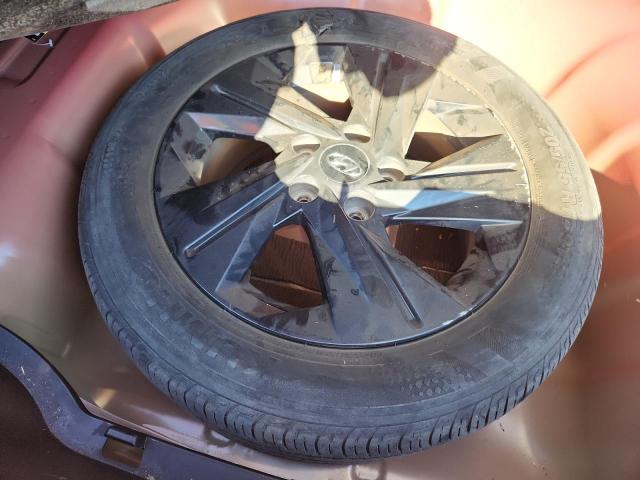 Фото 12 - HYUNDAI ELANTRA