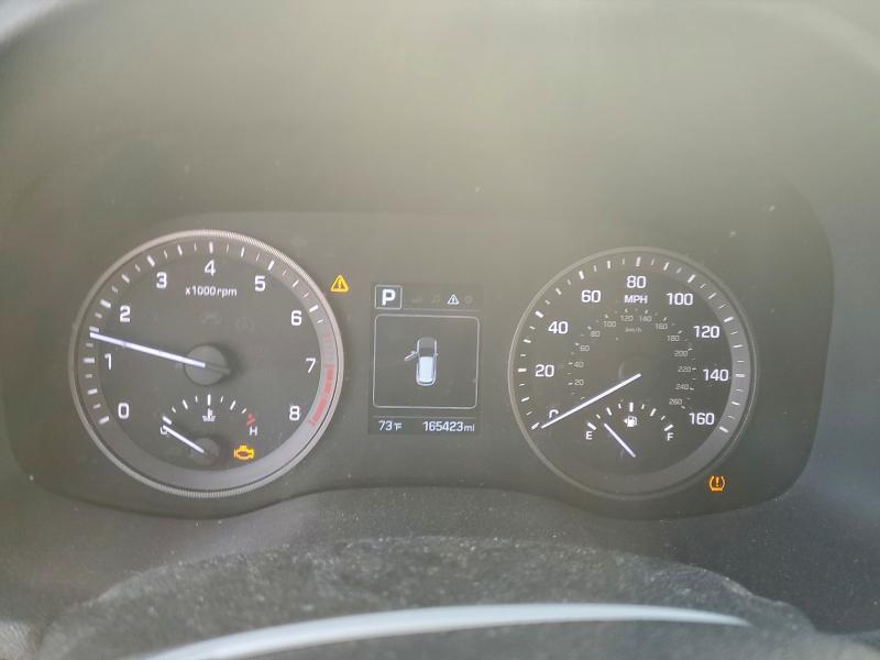 Фото 9 - HYUNDAI TUCSON