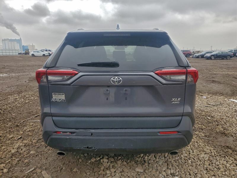 Фото 6 - TOYOTA RAV4