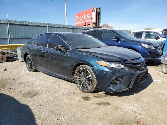 Фото 4 - TOYOTA CAMRY