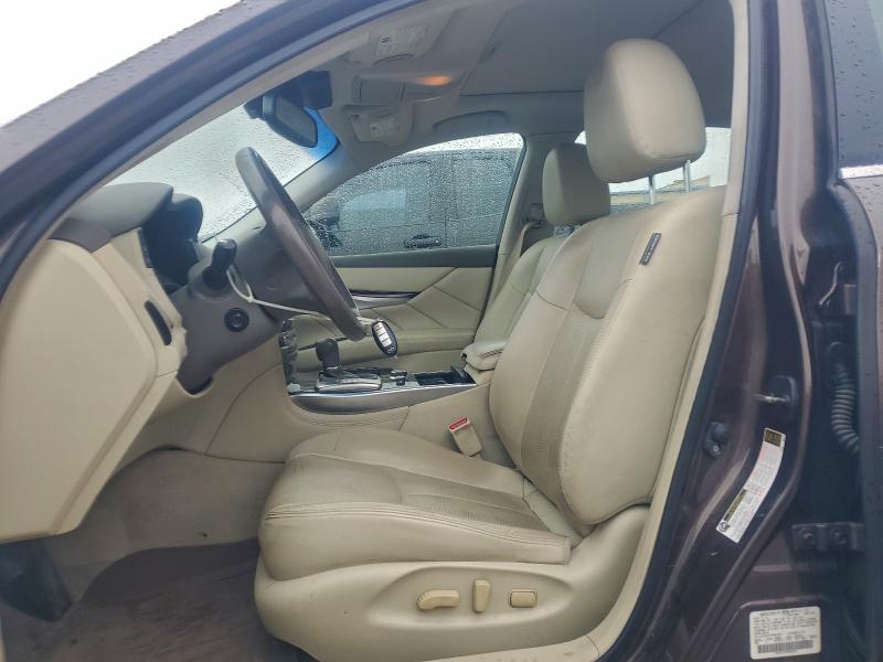 Фото 7 - INFINITI Q70