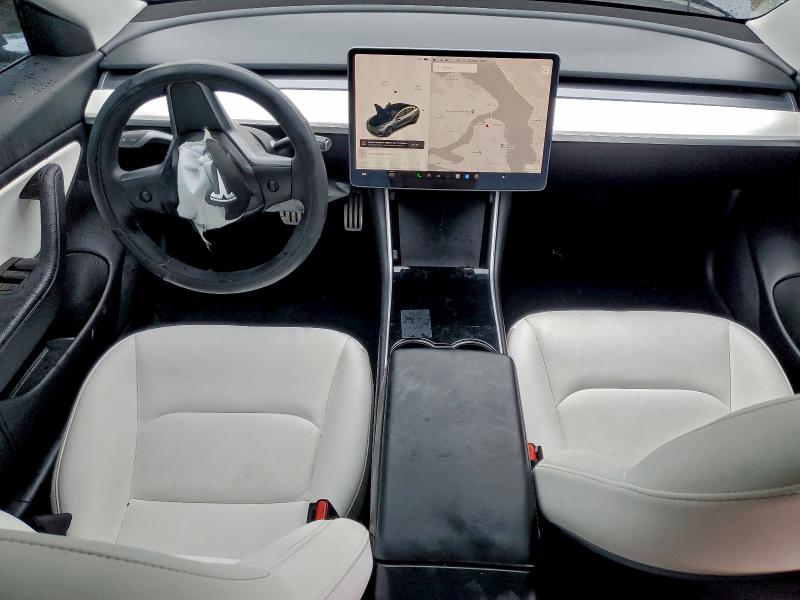 Фото 8 - TESLA MODEL 3