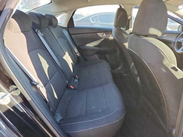 Фото 10 - KIA FORTE