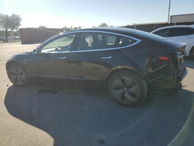 Фото 2 - TESLA MODEL 3