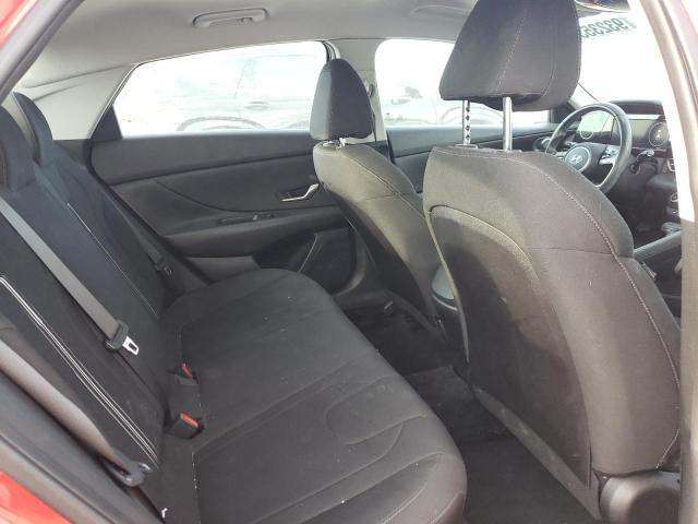 Фото 10 - HYUNDAI ELANTRA