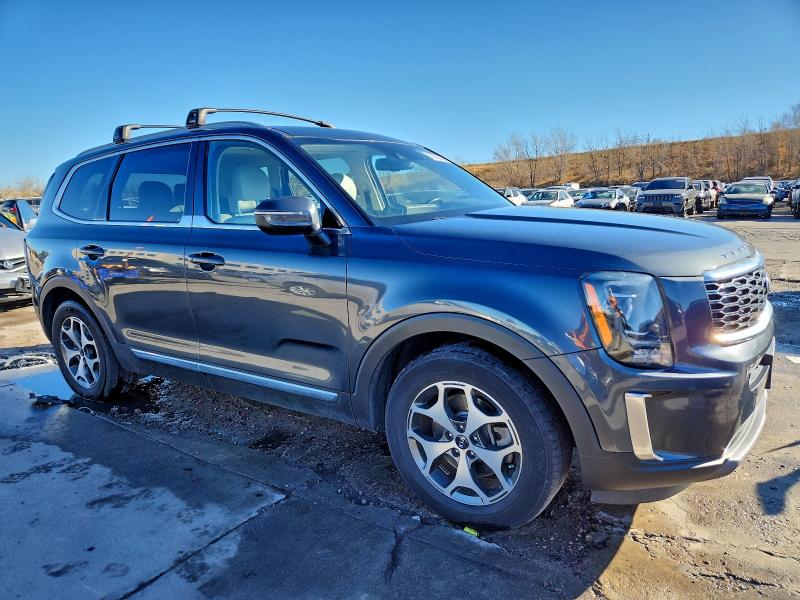 Фото 4 - KIA TELLURIDE