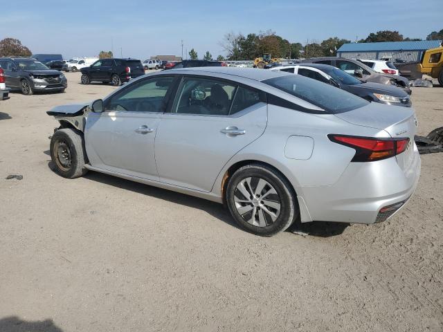 Фото 2 - NISSAN ALTIMA