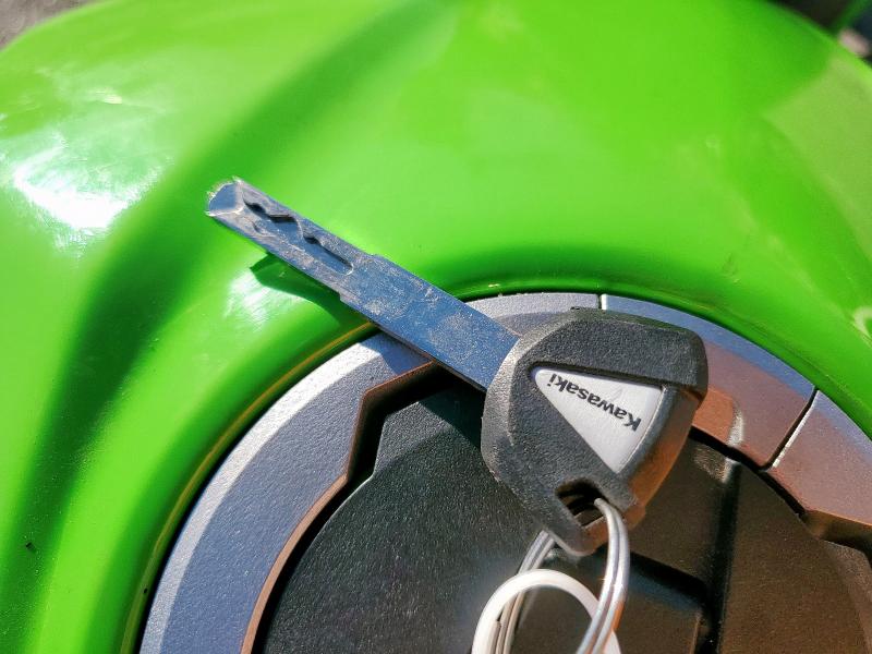 KAWASAKI EX500 H 2025