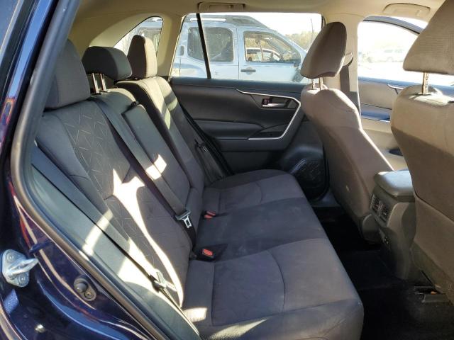 Фото 11 - TOYOTA RAV4