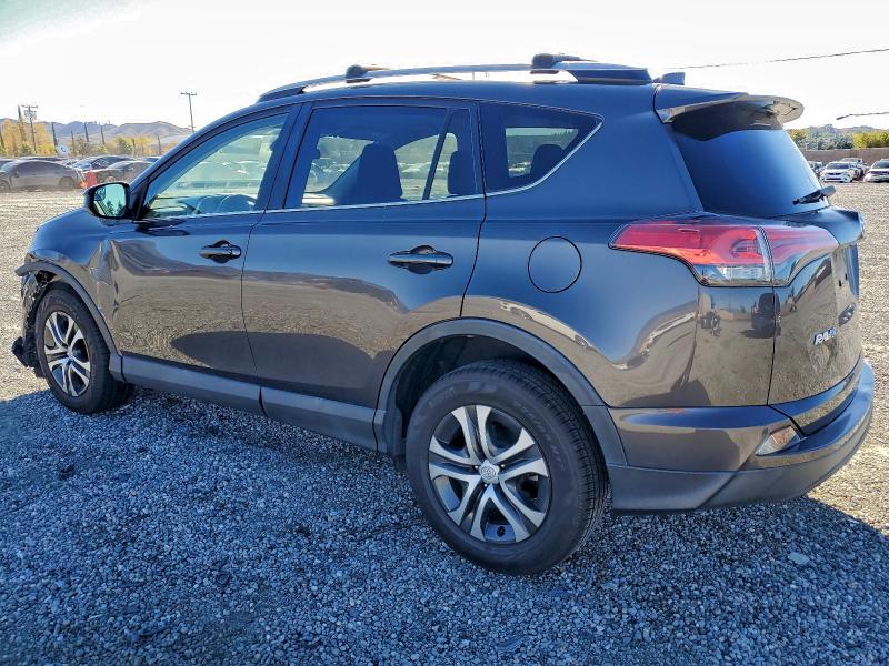 Фото 2 - TOYOTA RAV4