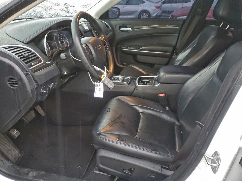 Фото 7 - CHRYSLER 300