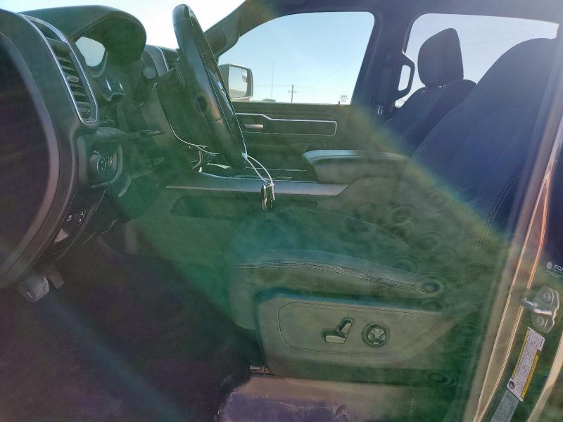 Фото 7 - RAM 1500