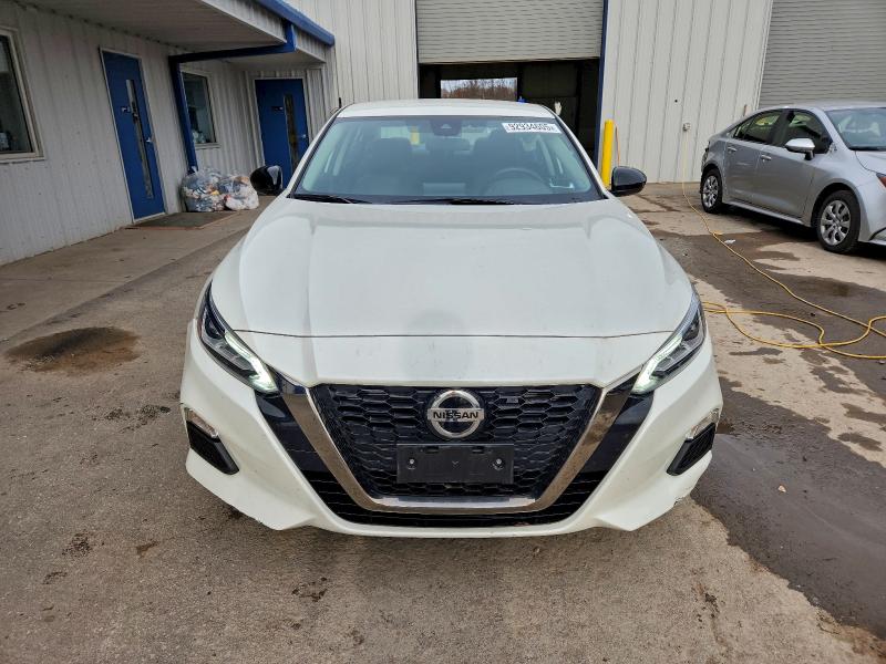 Фото 5 - NISSAN ALTIMA